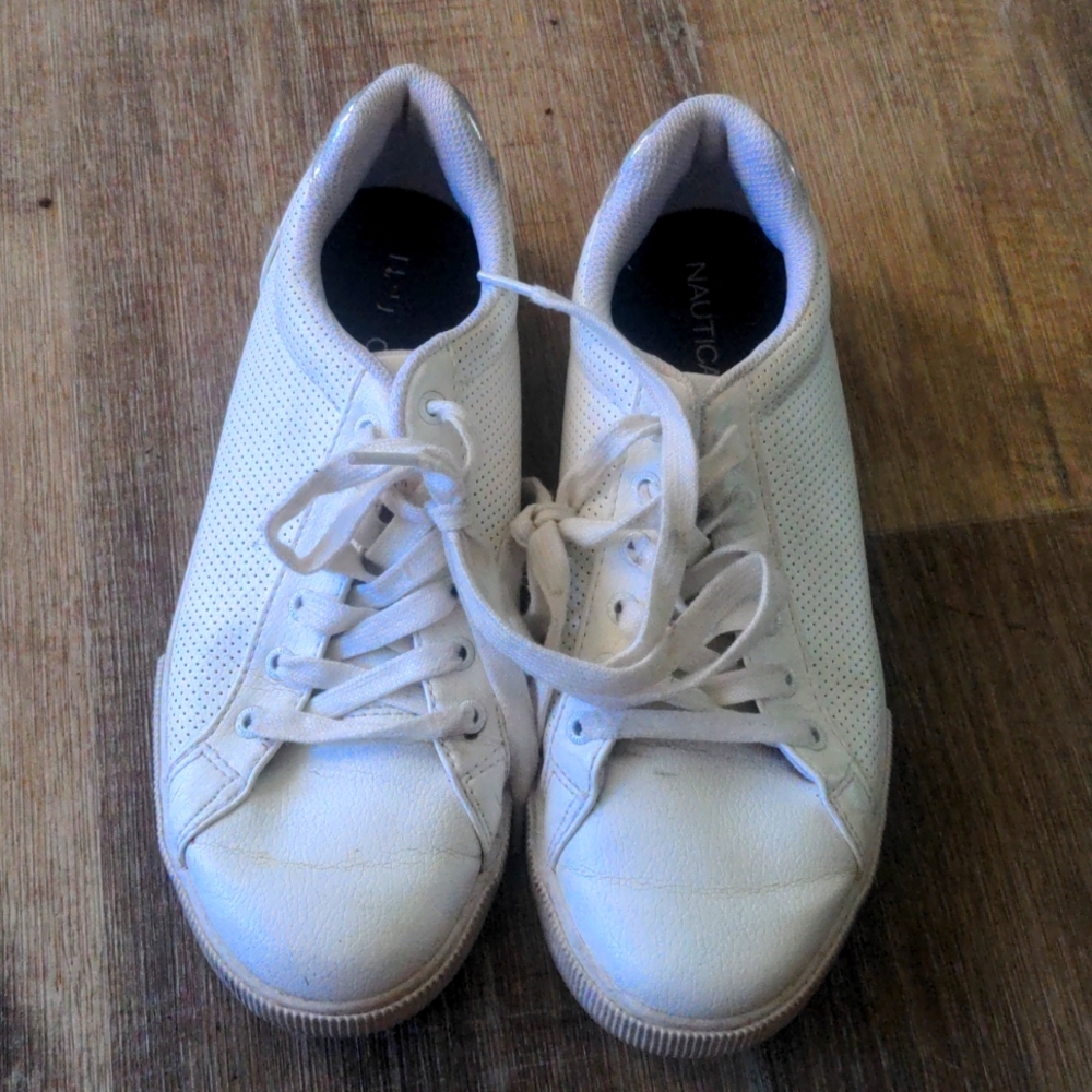 Nautica sneakers